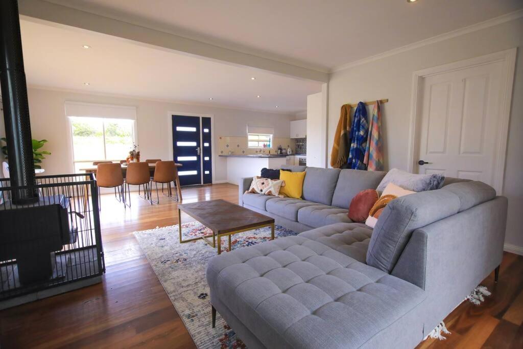 The Hangout King Beds Hammock Chairs With A View Port Campbell Exterior foto
