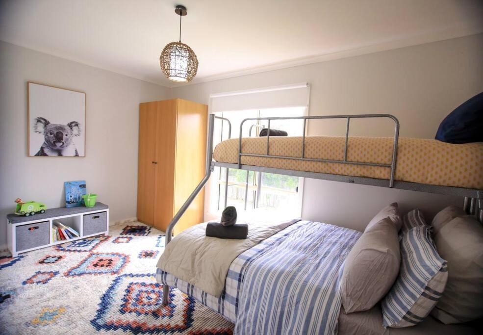 The Hangout King Beds Hammock Chairs With A View Port Campbell Exterior foto