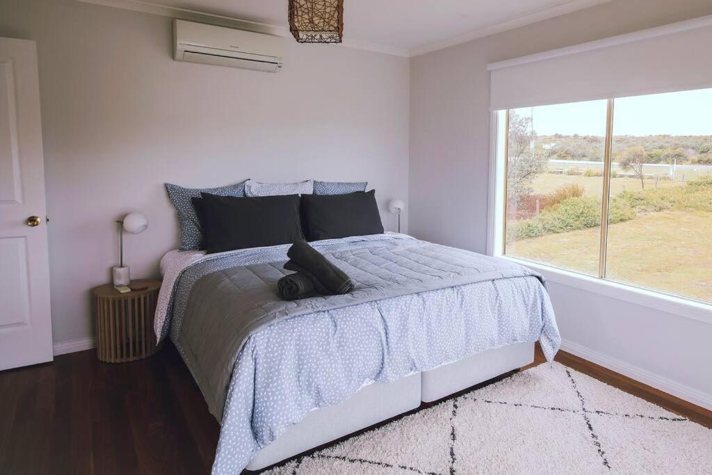 The Hangout King Beds Hammock Chairs With A View Port Campbell Exterior foto